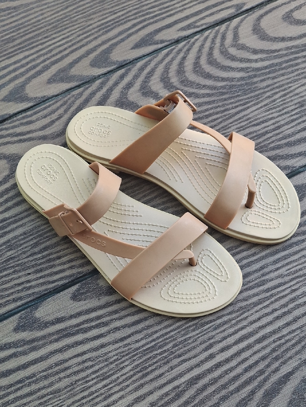 Crocs Tulum Tan Strappy Toe Post Sandals Women's Size 10